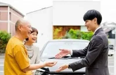 株式会社ハッピーカーズ